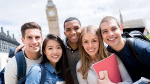 UNDERGRADUATE VS. POSTGRADUATE STUDY ABROAD OPTIONS